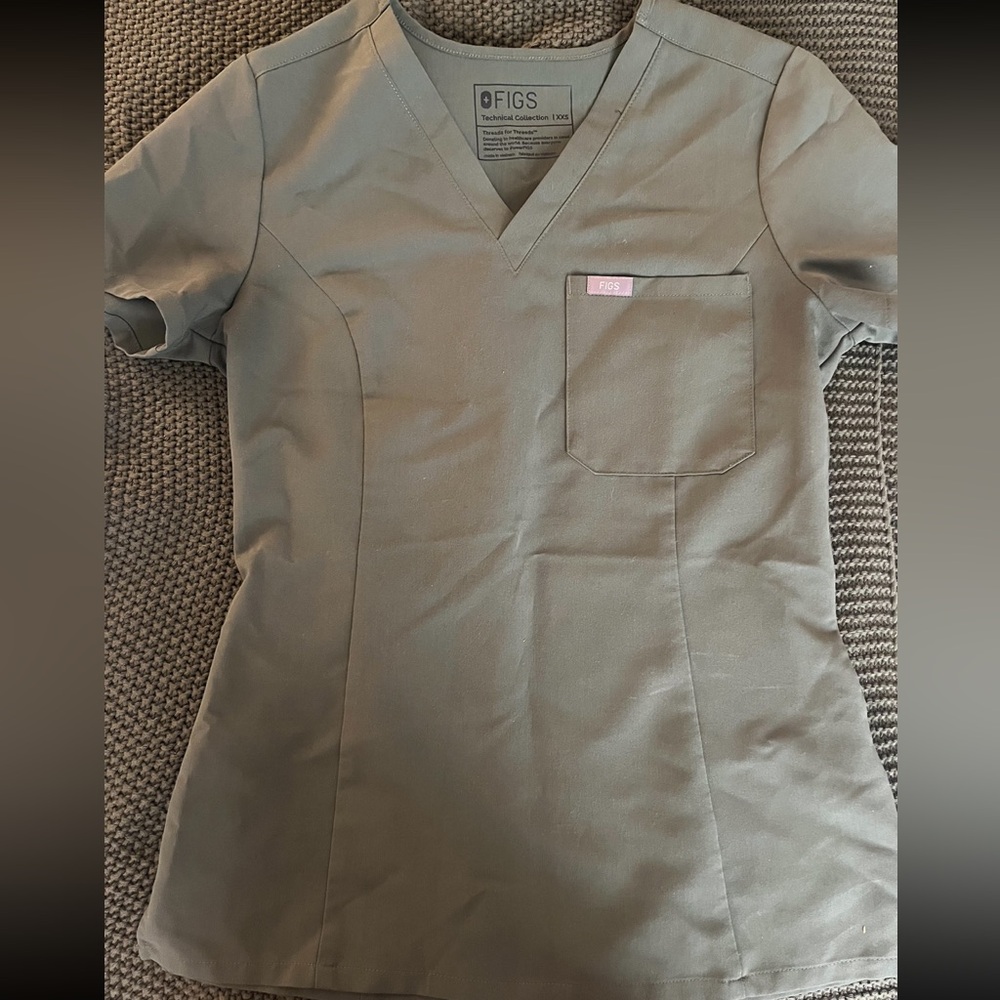 Figs Sage Green V-Neck Scrub Top
